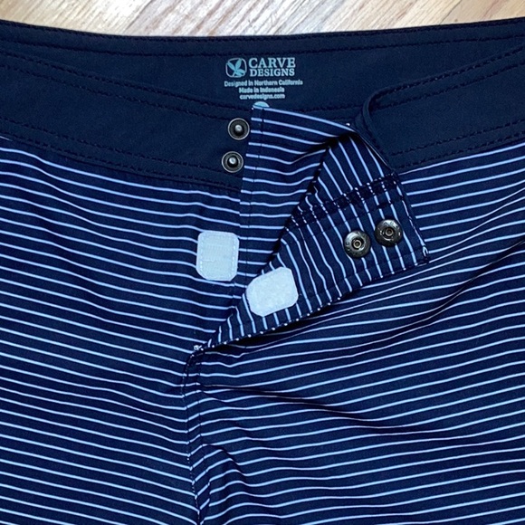 Carve Designs Breakers Blue Striped Board Shorts Women's Size 6 - Picture 3 of 8